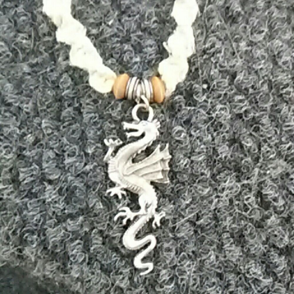 Dragon pendent necklace